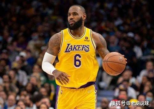 NBA常规赛，活塞客场114-146惨负雄鹿，遭遇23连败！